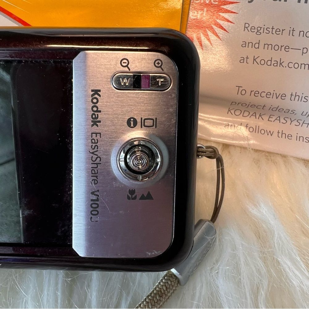 Kodak EasyShare Digital Camera J1003 Untested For Parts Java Brown Box Battery - Picture 12 of 12
